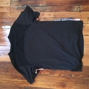 Lulu Lemon Black workout short sleeve